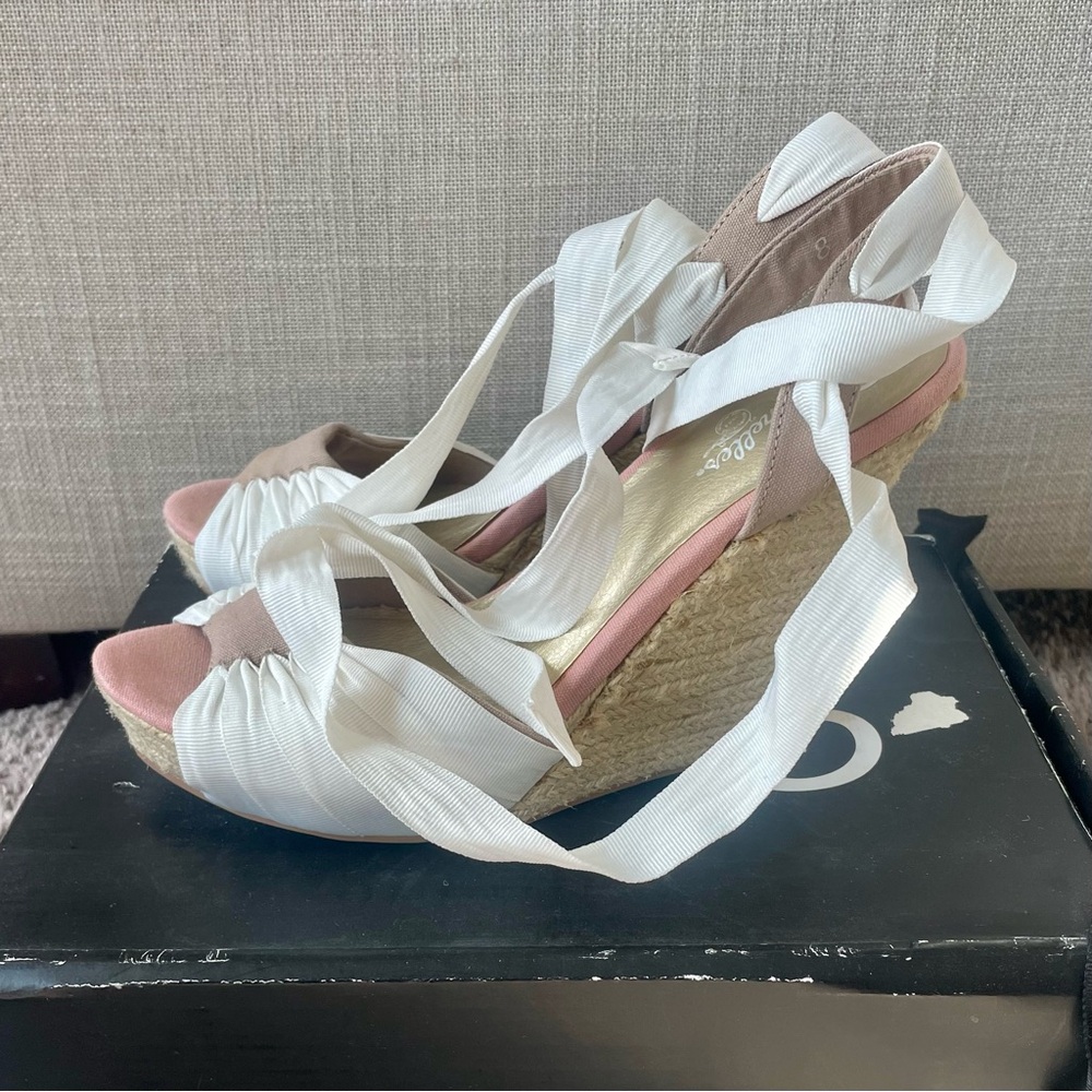 Seychelles Arden Espadrilles Wedge Sandals in White - Picture 7 of 14
